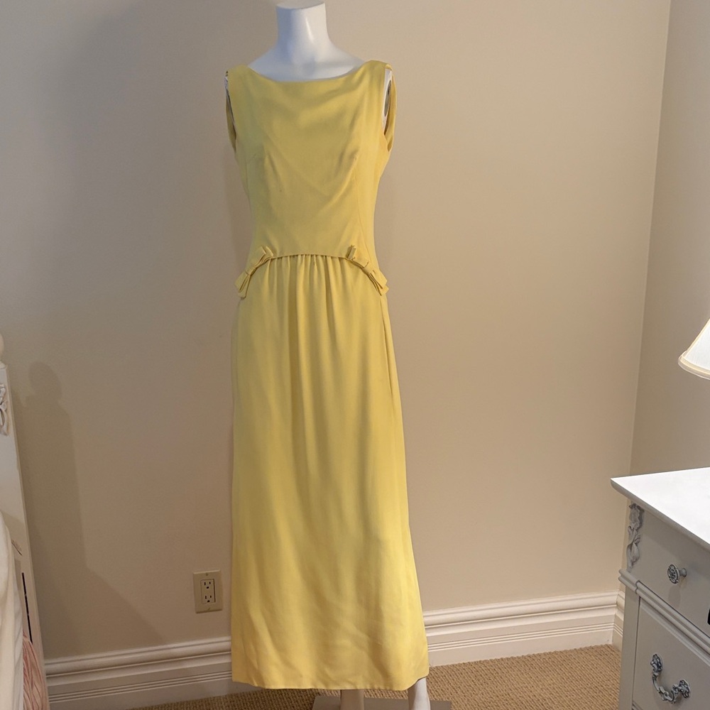 Bullocks Buttercream Yellow Sleeveless Gown 1950s vintage